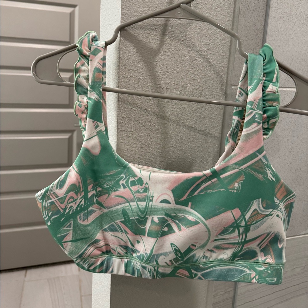IVL Collective Workout SET - Green and White Ruffled